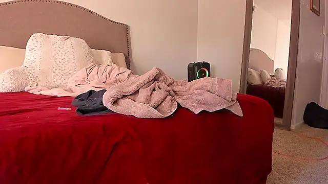 yiauana online show from 02-07-26, 10:35