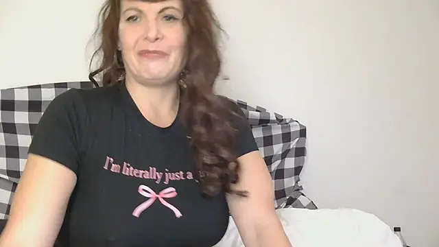 HeyyImHarlowe online show from 12-11-24, 07:09