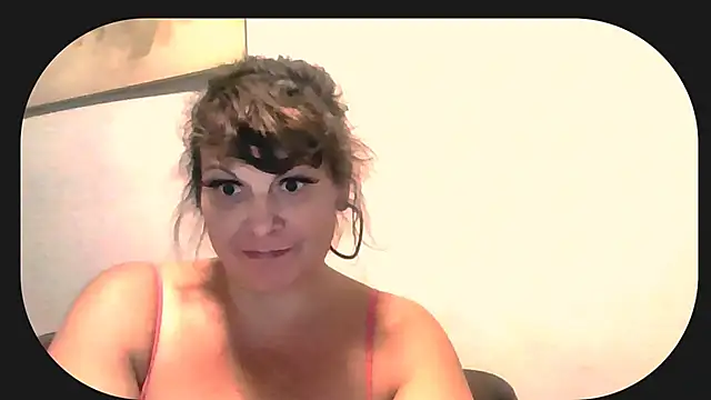 HeyyImHarlowe online show from 10-02-25, 01:34