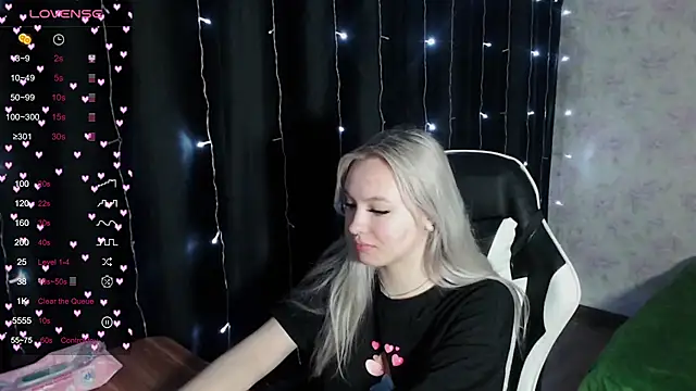 Snapshot of VikaPowers chatting on 01-24-25, 08:00 VikaPowers online show from 01-24-25, 08:00