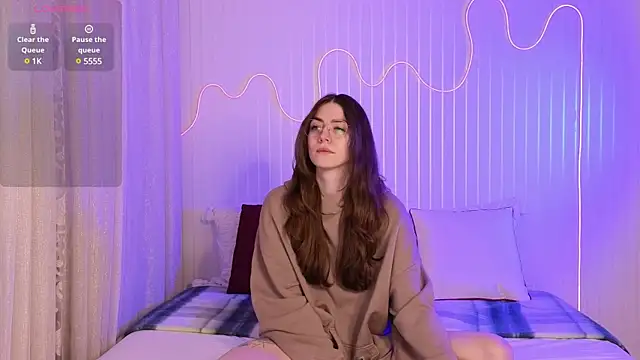 Ester Hill online show from 01-19-25, 09:13