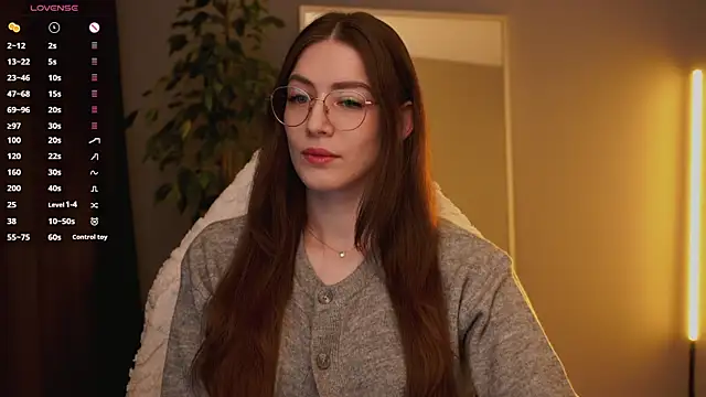 Ester Hill online show from 11-17-25, 01:11