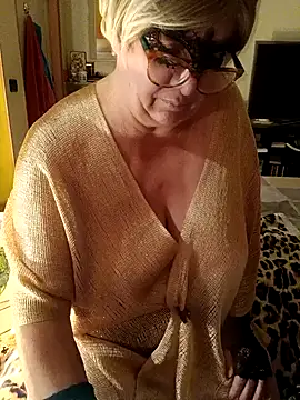 Glika online show from 12-15-24, 06:26