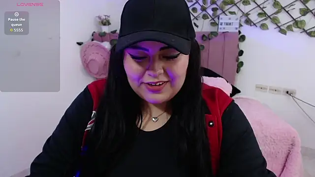 Snapshot of moon_sunflower chatting on 11-12-25, 11:36 moon sunflower online show from 11-12-25, 11:36