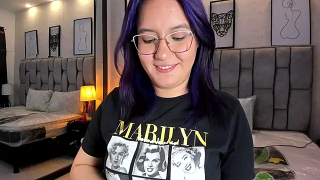 sweet--emily online show from 12-31-24, 05:55