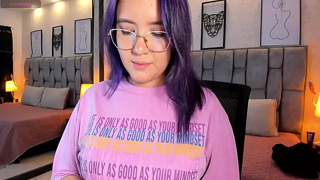 sweet--emily online show from 02-08-25, 06:43