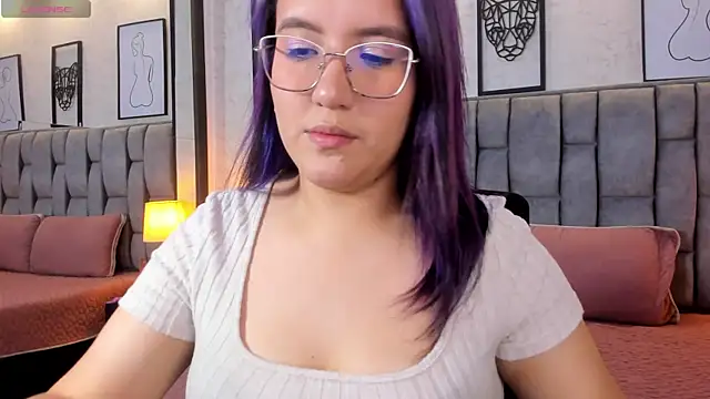 sweet--emily online show from 03-01-25, 03:43