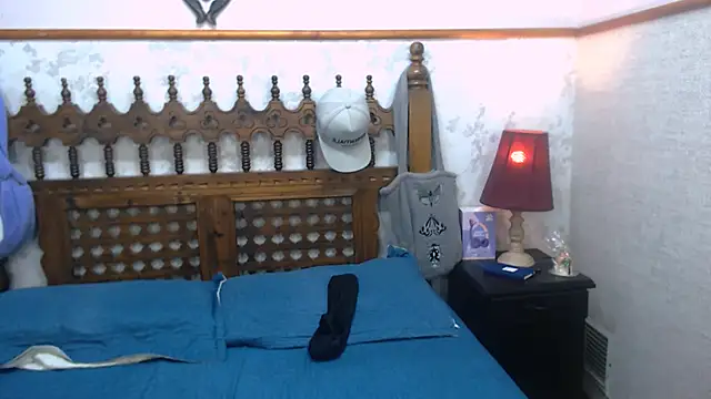 MilanZaire online show from 03-02-25, 02:19