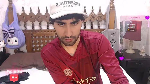 MilanZaire online show from 03-10-25, 01:12