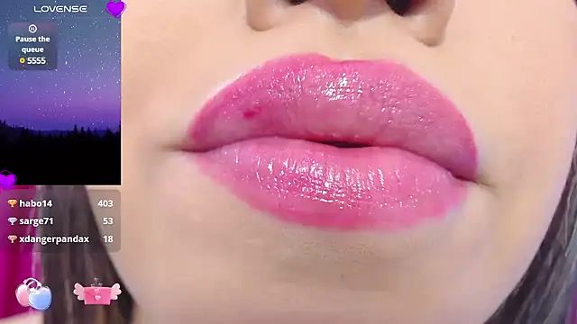 krysten ritter2 online show from 02-08-25, 09:46