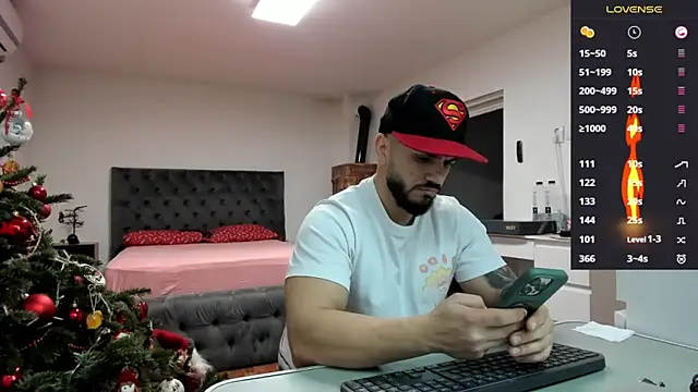 supermanboy94 online show from 12-16-25, 07:02