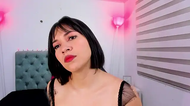 lina bedoya  online show from 01-21-25, 11:46