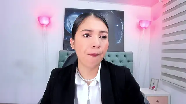 lina bedoya  online show from 03-19-25, 11:39