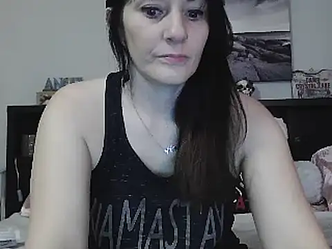 CrystalLakeXO online show from 03-10-25, 05:11