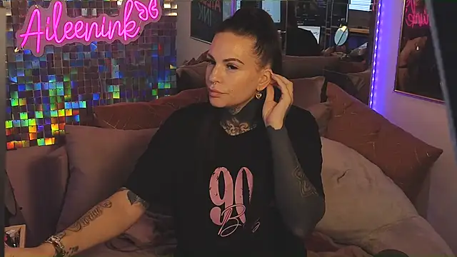 AileenInkOfficial online show from 02-09-25, 09:16