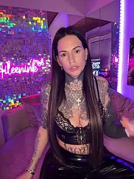 AileenInkOfficial online show from 02-14-25, 06:19