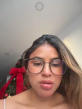 SaraParisi online show from 11-23-25, 10:09