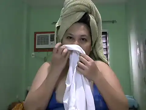 Snapshot of sweetsexysmile chatting on 09-15-25, 01:27 sweetsexysmile online show from 09-15-25, 01:27