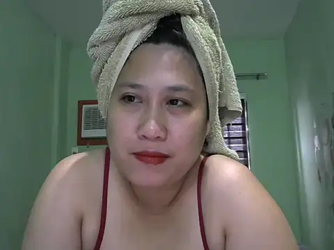 Snapshot of sweetsexysmile chatting on 09-24-25, 01:42 sweetsexysmile online show from 09-24-25, 01:42