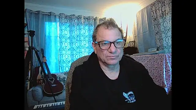 Snapshot of coryassman chatting on 12-07-24, 11:56 coryassman online show from 12-07-24, 11:56