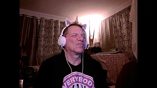 Snapshot of coryassman chatting on 12-12-24, 10:02 coryassman online show from 12-12-24, 10:02