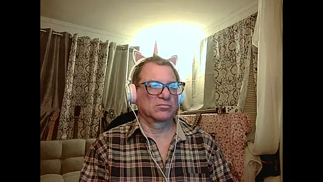 Snapshot of coryassman chatting on 02-02-25, 11:19 coryassman online show from 02-02-25, 11:19