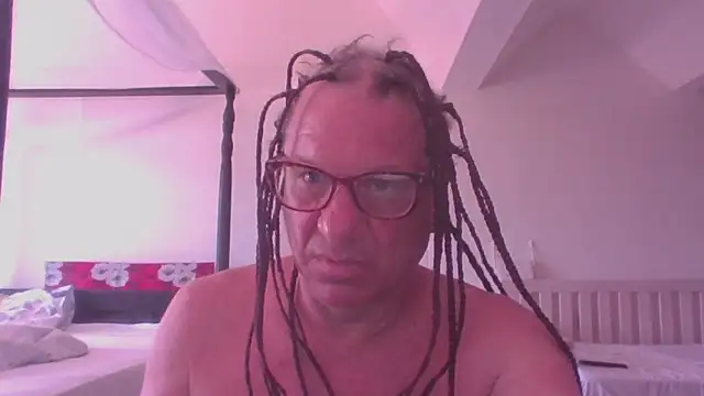 Snapshot of coryassman chatting on 03-18-25, 08:36 coryassman online show from 03-18-25, 08:36