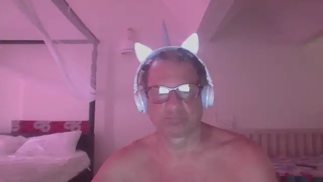 Snapshot of coryassman chatting on 03-19-25, 01:40 coryassman online show from 03-19-25, 01:40