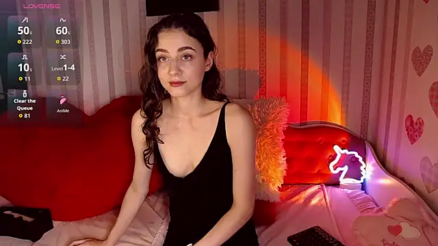 Snapshot of AliceNikke chatting on 09-30-25, 08:14 AliceNikke online show from 09-30-25, 08:14