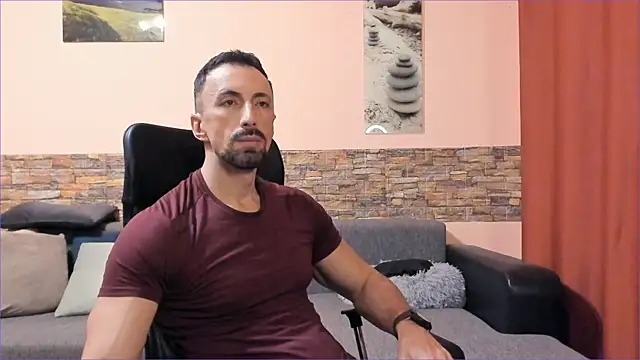 HotHunkTrainer online show from 10-25-25, 07:16