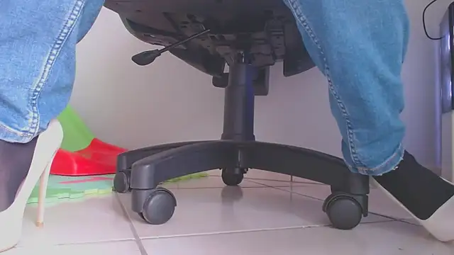 angeldevil193 online show from 02-20-25, 02:13