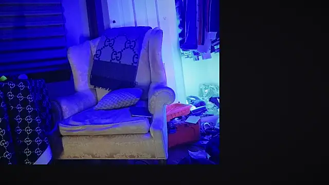 YouLikeBigDick9 online show from 03-15-25, 06:36