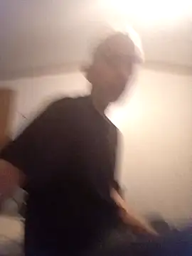 Xoc8  online show from 02-04-25, 03:00