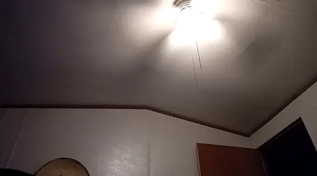 Xoc8  online show from 02-25-25, 01:41