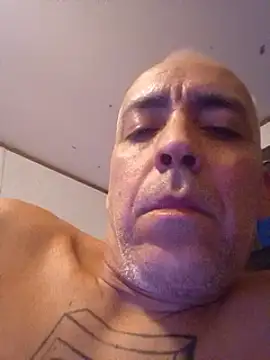 Xoc8  online show from 03-02-25, 10:24