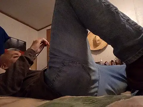 Xoc8  online show from 03-03-25, 06:33