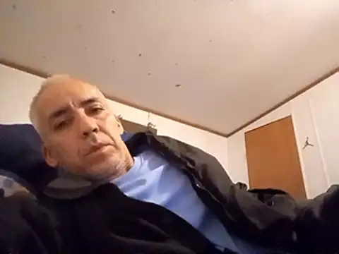 Xoc8  online show from 03-07-25, 08:13