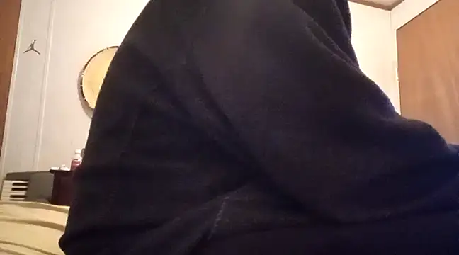 Xoc8  online show from 03-07-25, 12:01