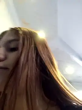 Snapshot of AnthonelaDuque chatting on 01-18-26, 02:21 AnthonelaDuque online show from 01-18-26, 02:21