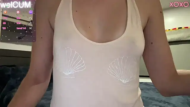 Snapshot of foreverkinky chatting on 12-24-24, 12:22 foreverkinky online show from 12-24-24, 12:22