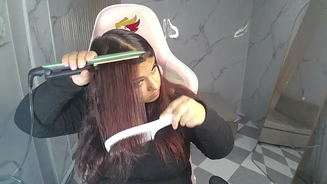 Snapshot of skeler_lovd_b_ chatting on 11-20-25, 01:00 skeler lovd b online show from 11-20-25, 01:00