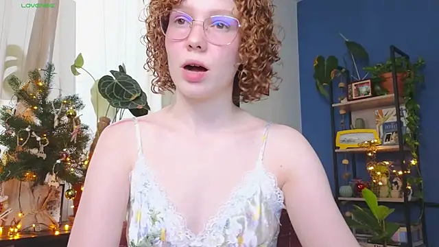 Snapshot of _lightmyfire chatting on 12-31-24, 09:53  lightmyfire online show from 12-31-24, 09:53