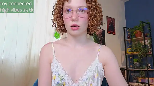 Snapshot of _lightmyfire chatting on 02-12-25, 06:51  lightmyfire online show from 02-12-25, 06:51