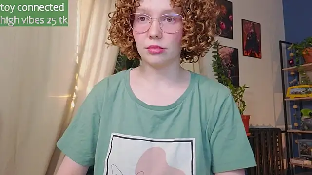 Snapshot of _lightmyfire chatting on 02-28-25, 05:04  lightmyfire online show from 02-28-25, 05:04