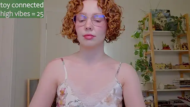 Snapshot of _lightmyfire chatting on 09-10-25, 04:34  lightmyfire online show from 09-10-25, 04:34