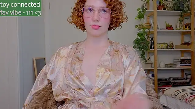 Snapshot of _lightmyfire chatting on 10-05-25, 06:12  lightmyfire online show from 10-05-25, 06:12