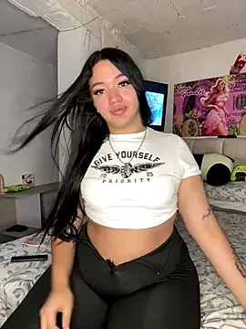 Snapshot of GemaGranadoss chatting on 10-07-25, 09:56 GemaGranadoss online show from 10-07-25, 09:56