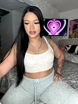 Snapshot of GemaGranadoss chatting on 10-10-25, 11:04 GemaGranadoss online show from 10-10-25, 11:04