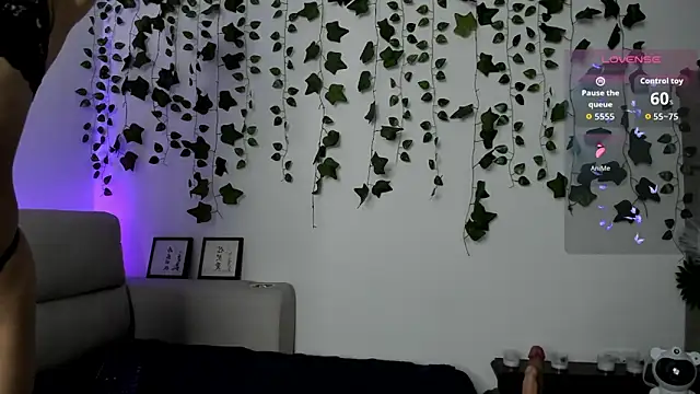Alana Pherson online show from 02-18-26, 03:35