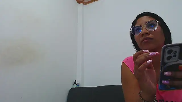 MiaJoness13 online show from 12-18-24, 09:08